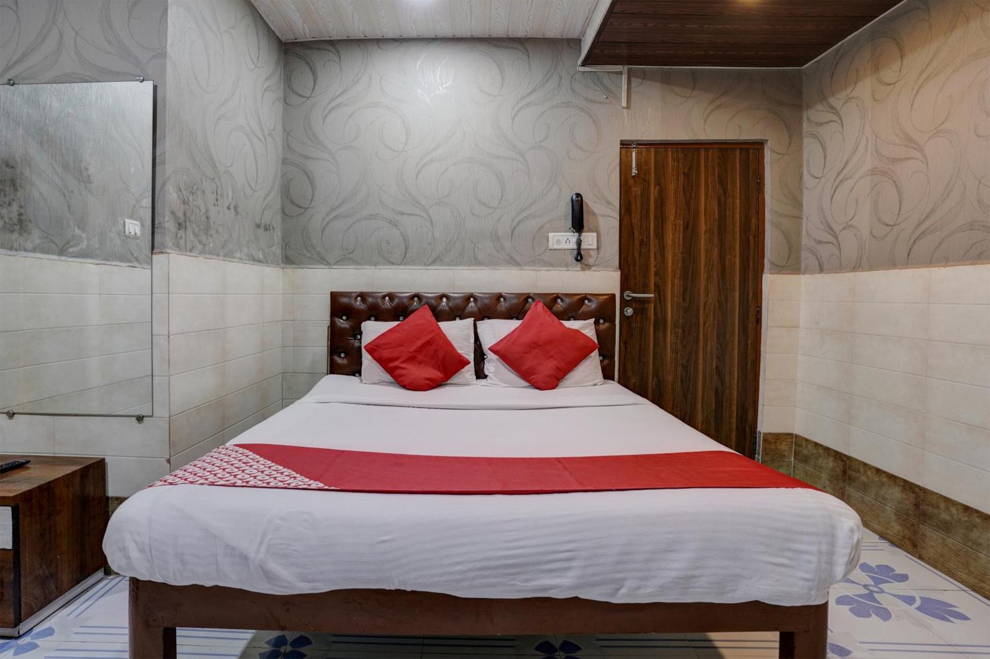 Hotel O Sapna Residency Мумбаи Экстерьер фото